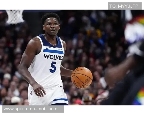 爱德华兹火力全开27投15中砍下38分助球队逆转胜利